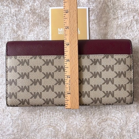 Brand New Michael Kors Large Snap Close Wallet Merlot w/ Neutral Logo Print - Picture 5 of 15